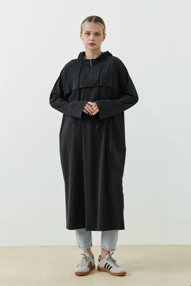 Qanu Aerın Uzun Sweatshirt Siyah