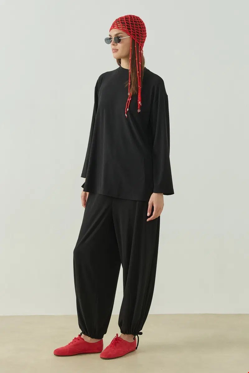 Qanu Alya T-shirt Siyah