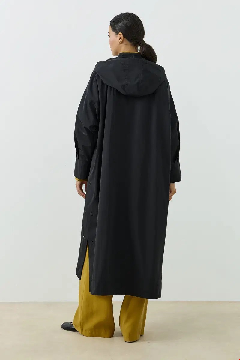 Qanu Kapüşonlu Oversize Yağmurluk Siyah