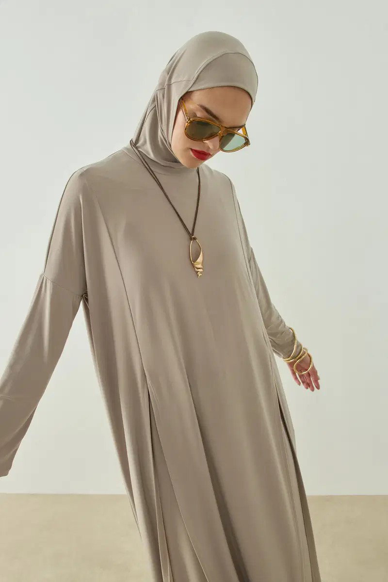Qanu Leila Spor Bone Vizon 