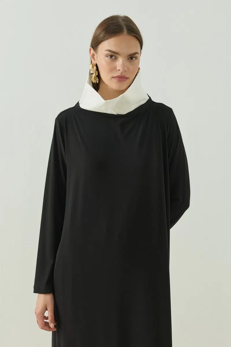 Qanu Monarch Tunik Siyah 