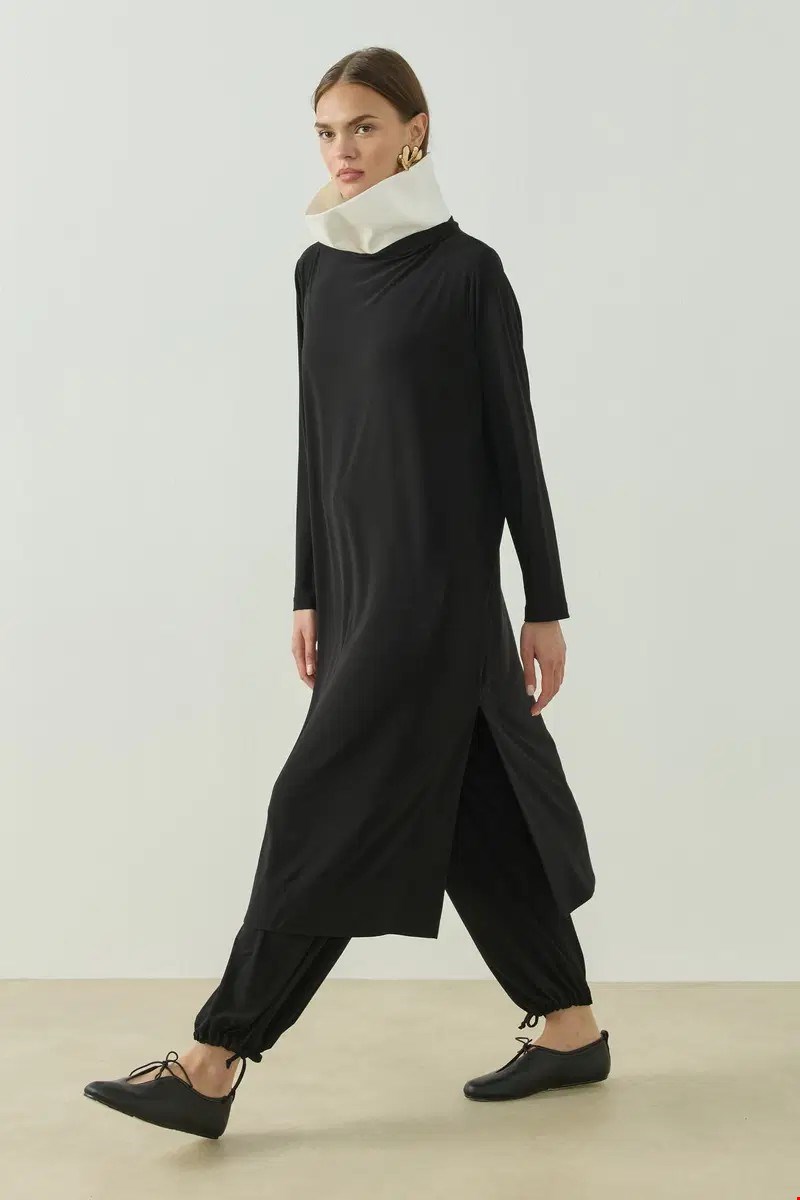 Qanu Monarch Tunik Siyah 