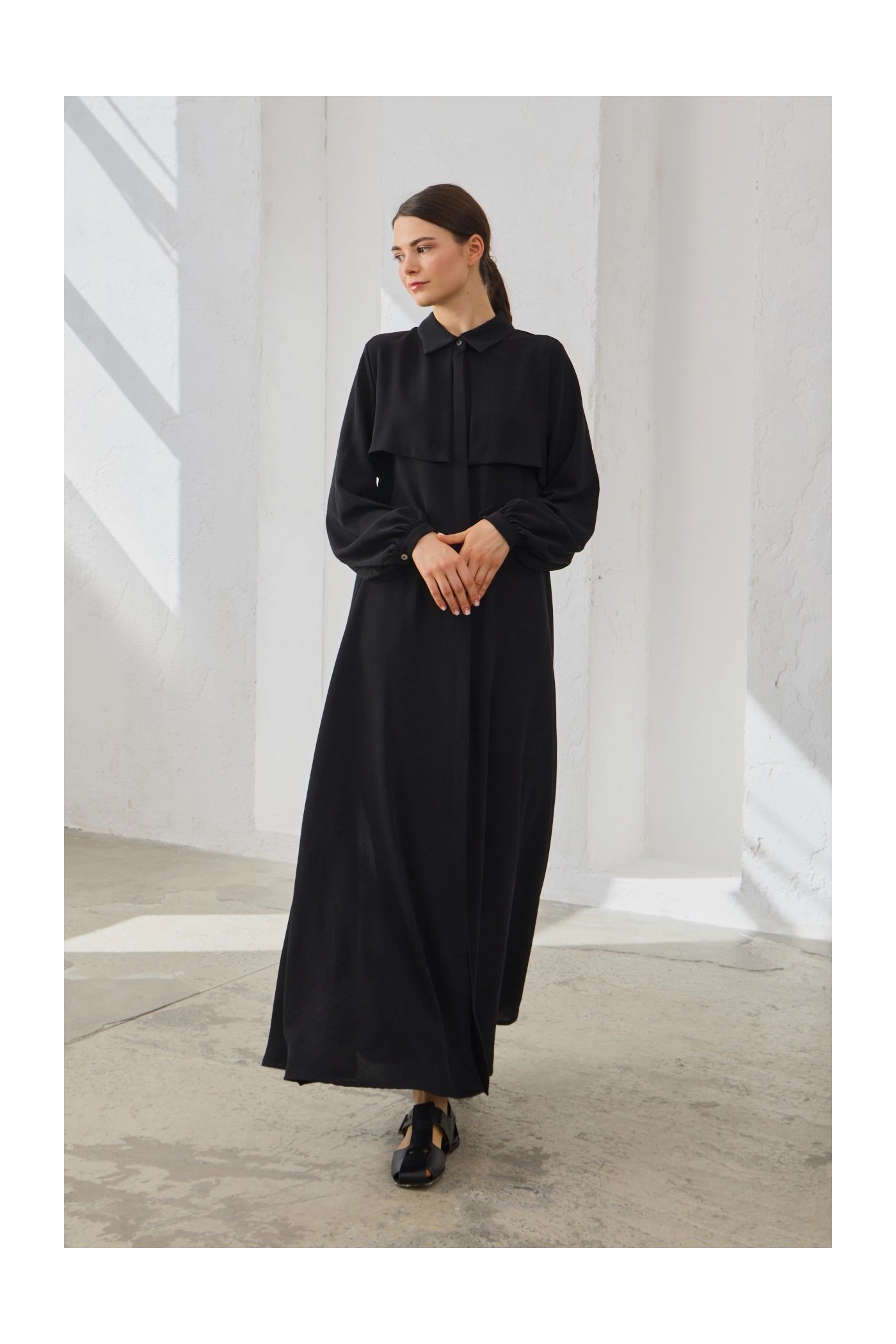 Qanu Kapaklı Ferace Siyah 