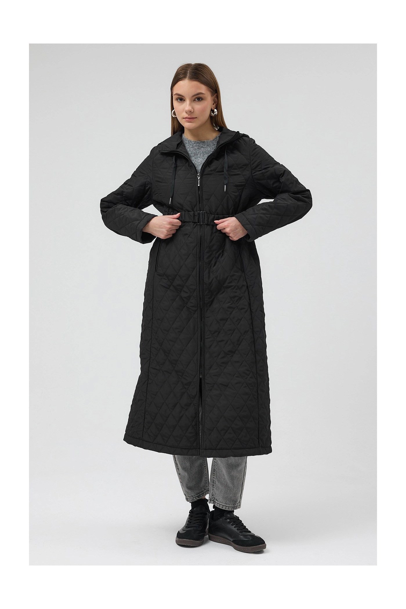 Qanu Premium Kapitone Mont Siyah